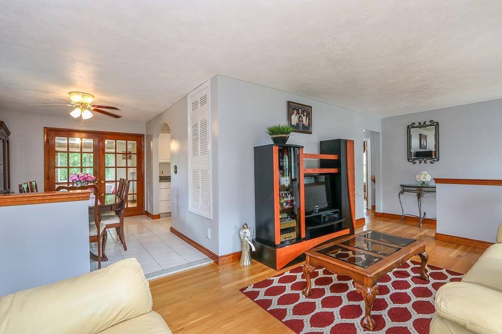 324 Dean St, Norwood, MA 02062