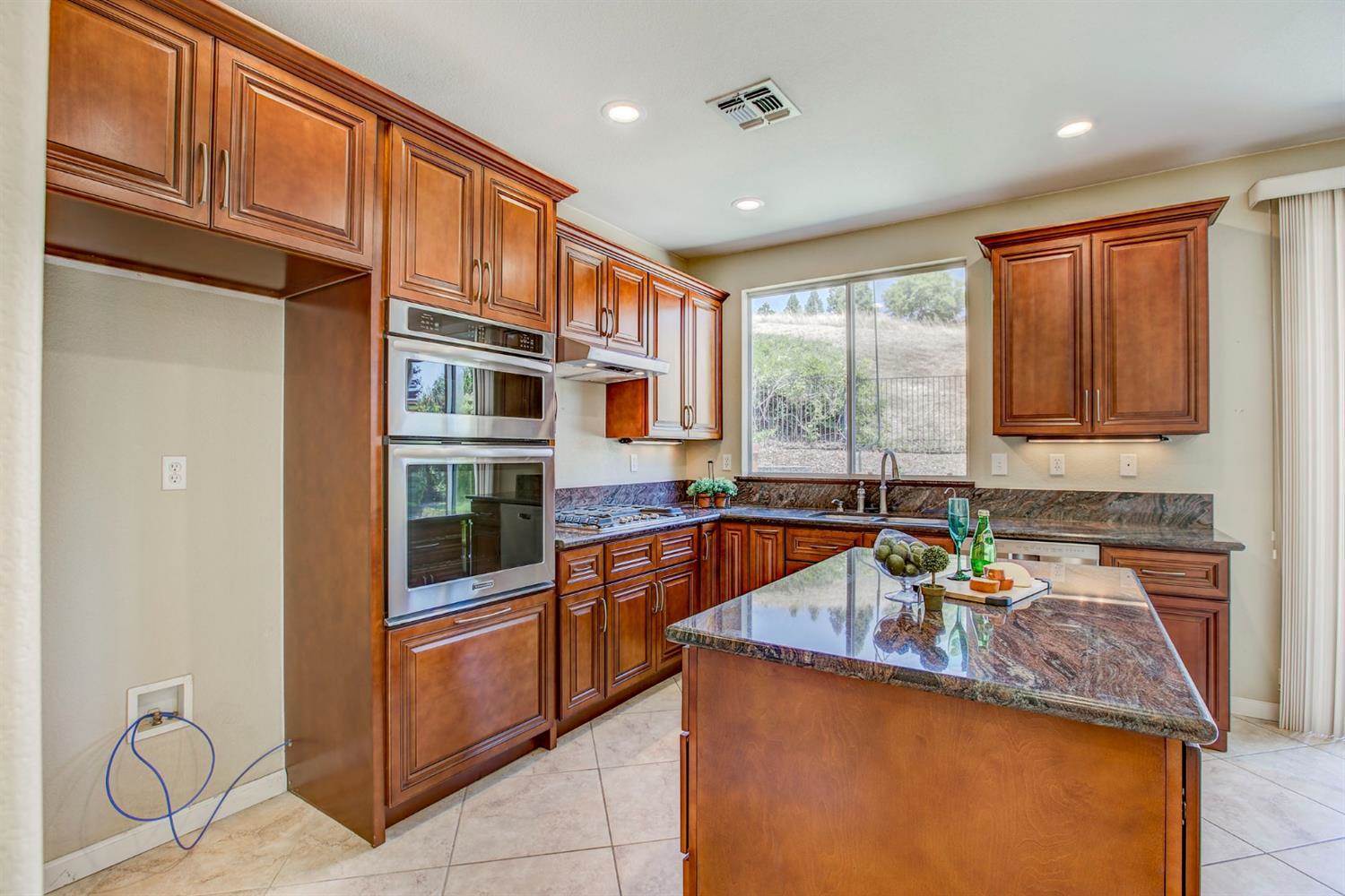 2028 Denton Court, Rocklin, CA 95765