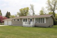 301 6th Ave, Plaza, ND 58771