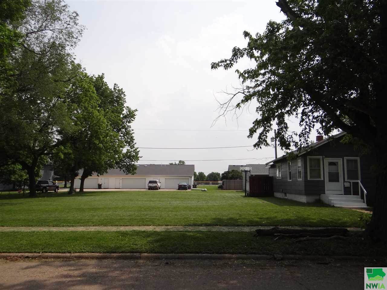 1722 La Plante, Sioux City, IA 51109