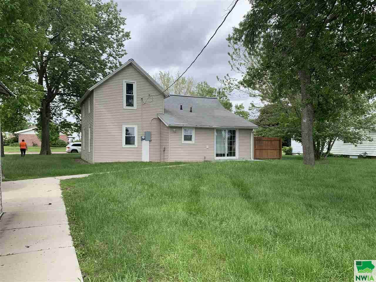 522 W 4th, Ponca, NE 68770