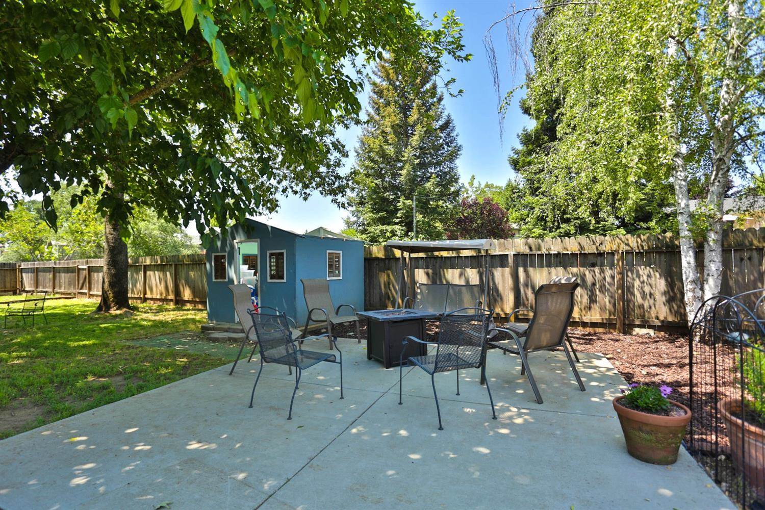 2616 Royal Park Drive, Cameron Park, CA 95682