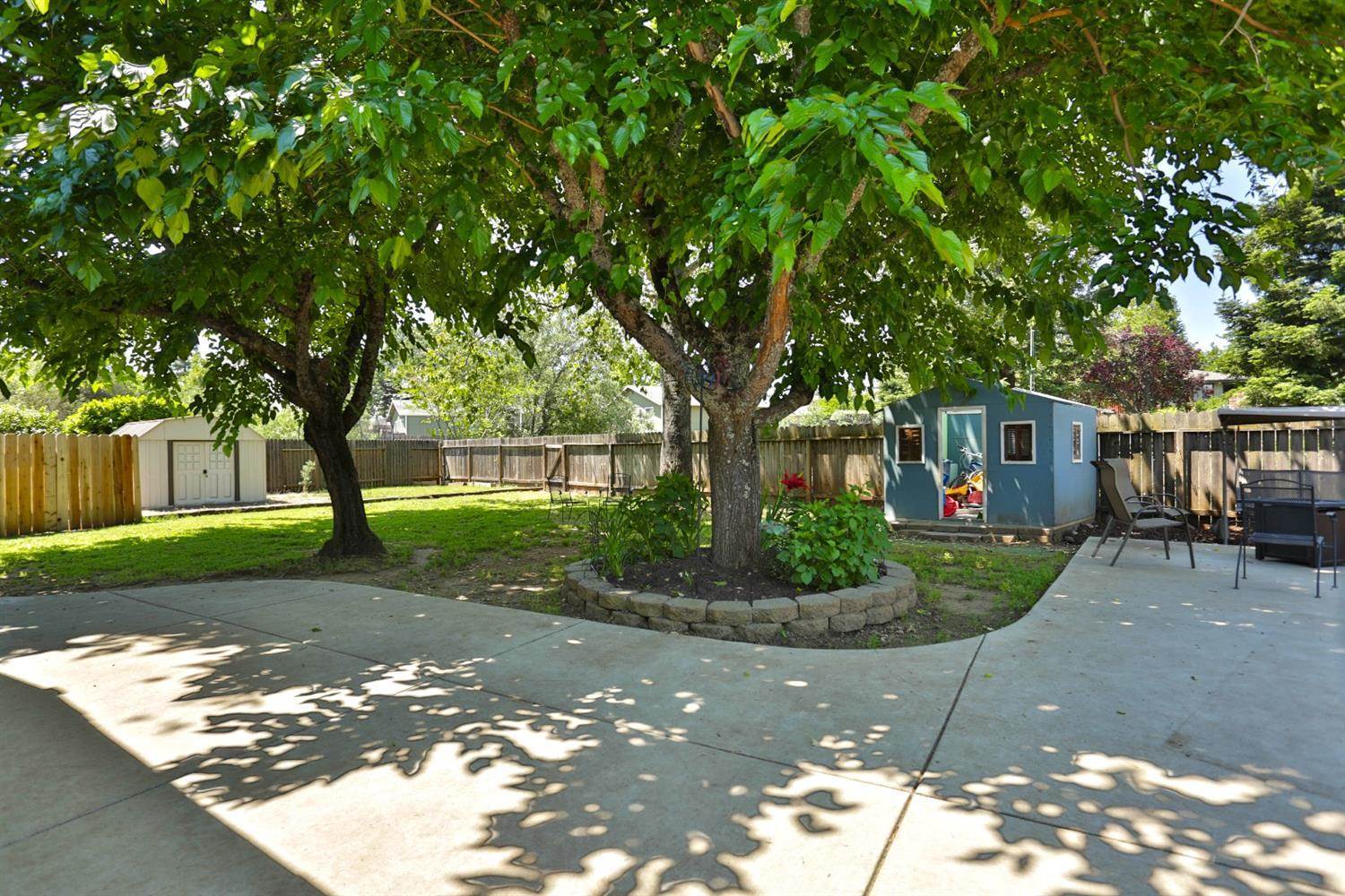 2616 Royal Park Drive, Cameron Park, CA 95682