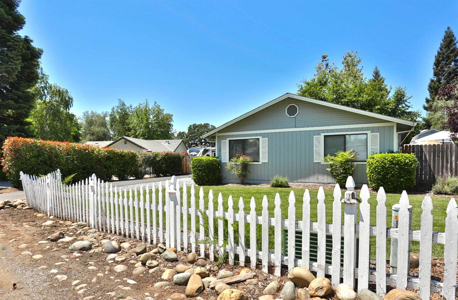 2616 Royal Park Drive, Cameron Park, CA 95682