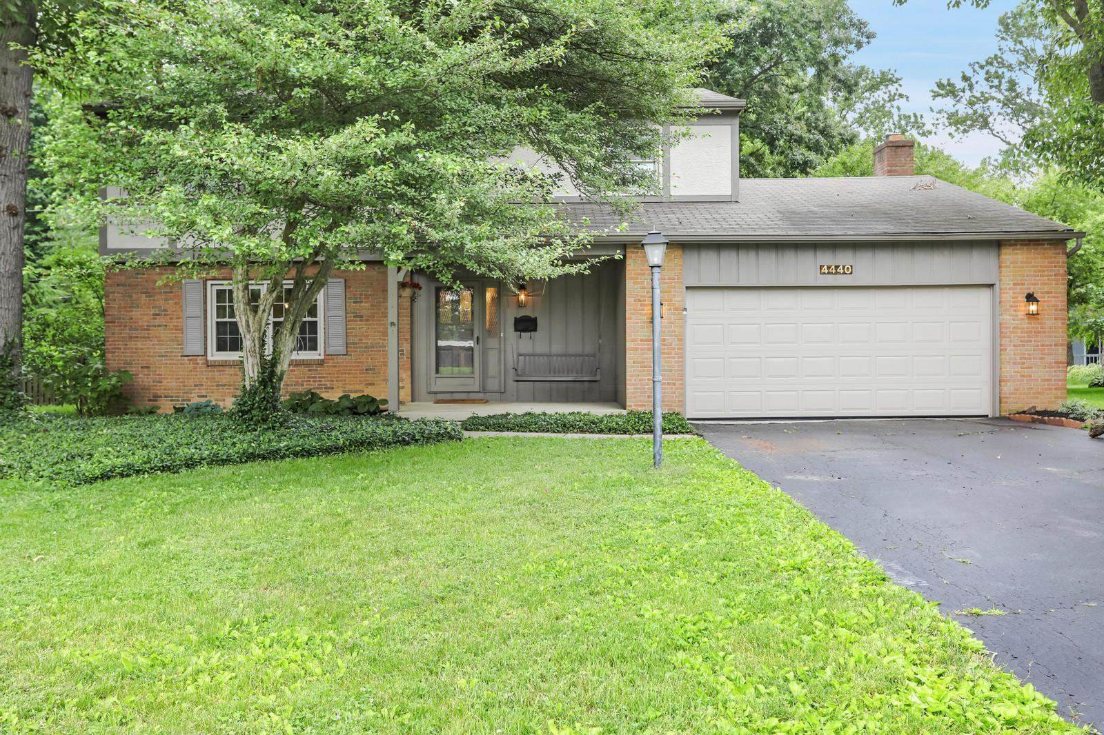 4440 Carriage Hill Lane, Columbus, OH 43220