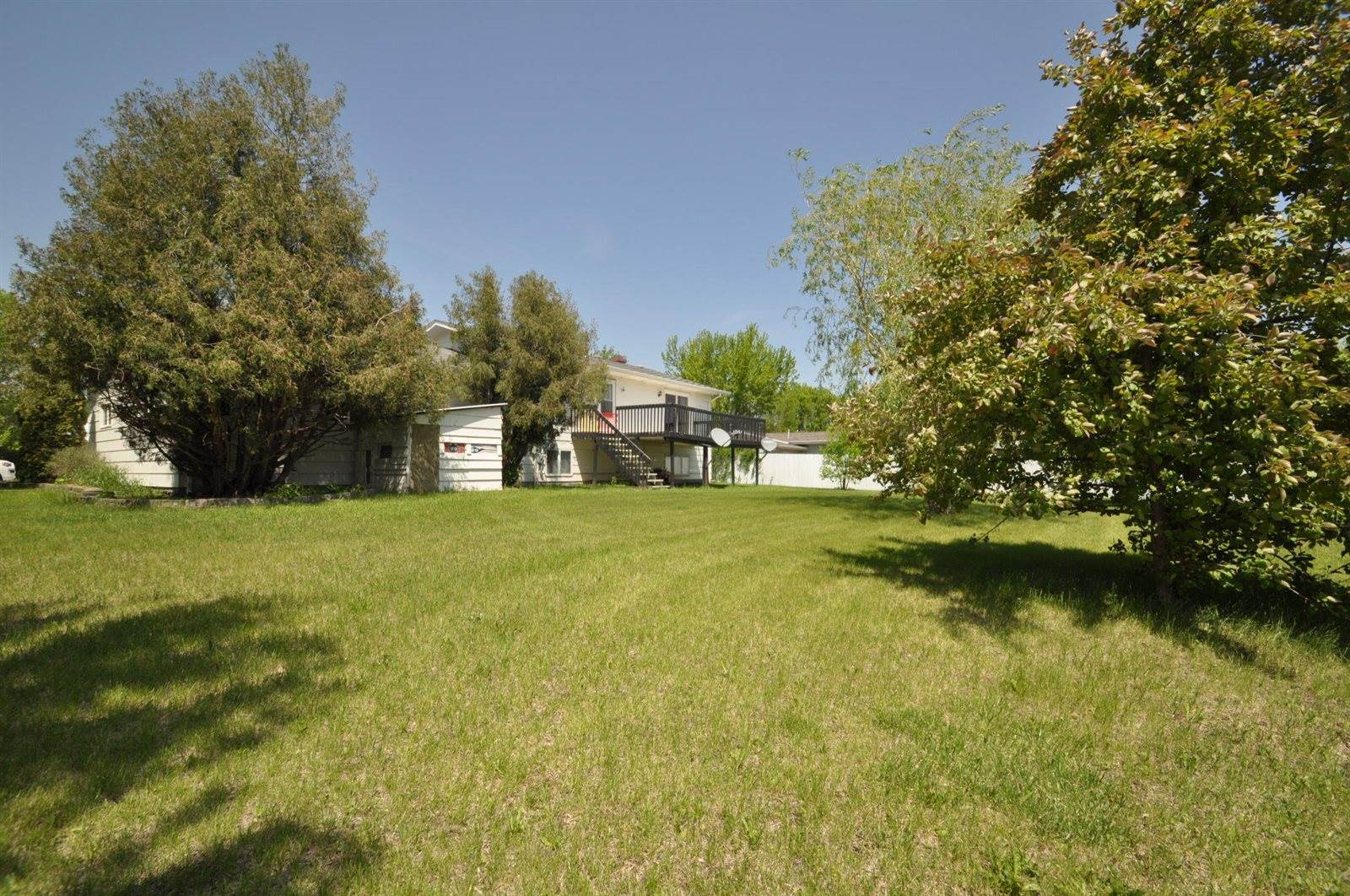 41 Whitman Avenue, Wilton, ND 58579