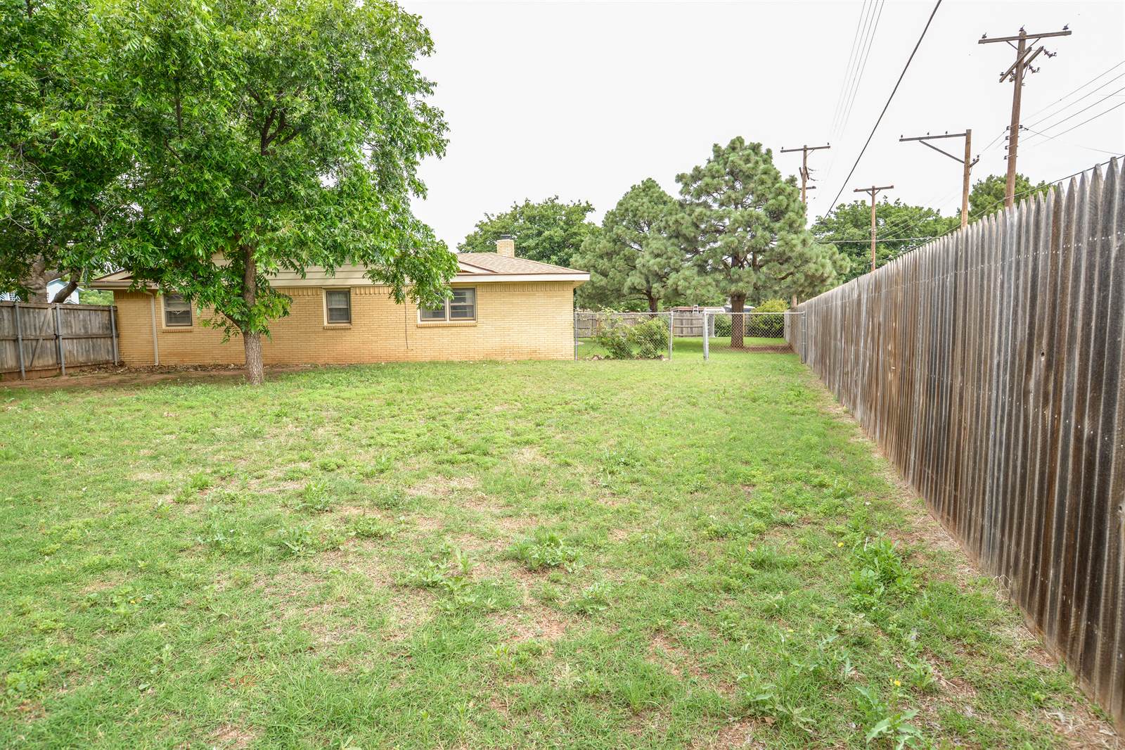 2517 70th Street, Lubbock, TX 79413