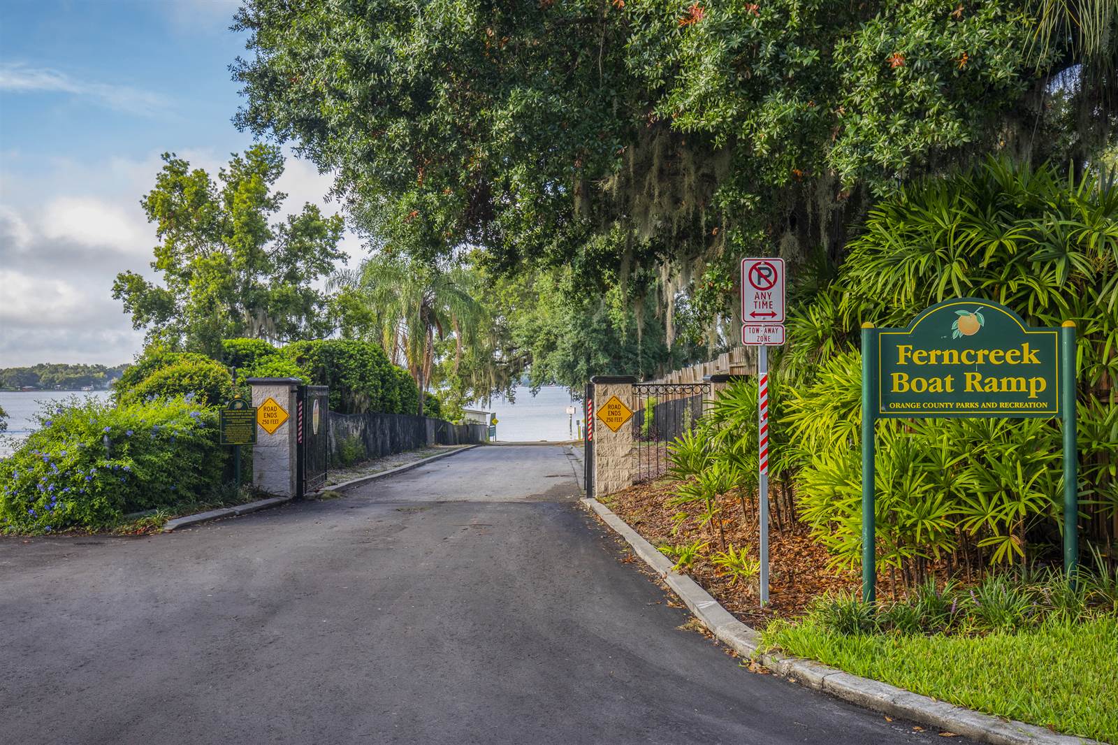 1635 Waterwitch Drive, Orlando, FL 32806