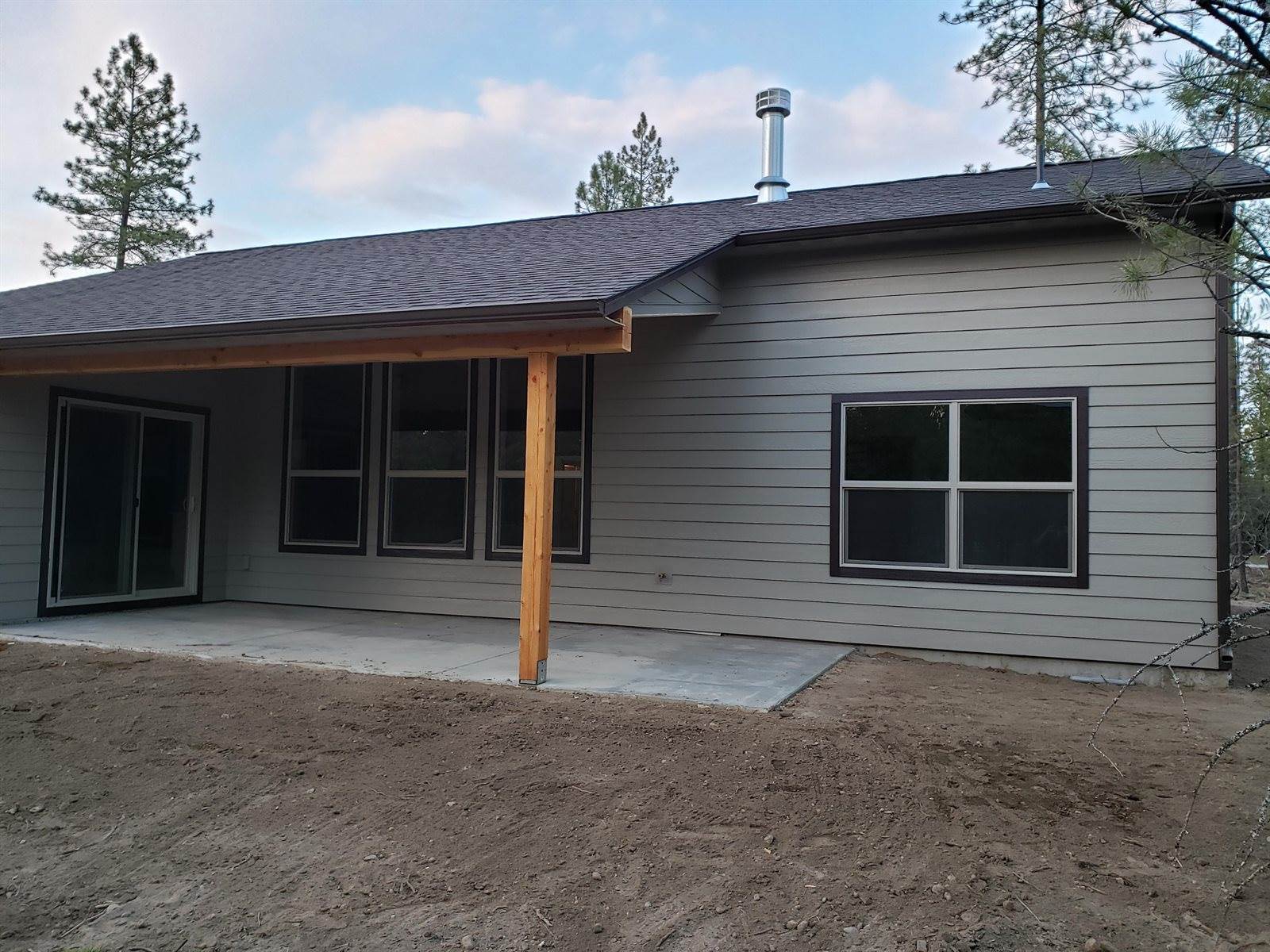 78 Ali Ct, Blanchard, ID 83804