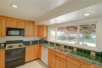 18201 10th Ave NE, Shoreline, WA 98155