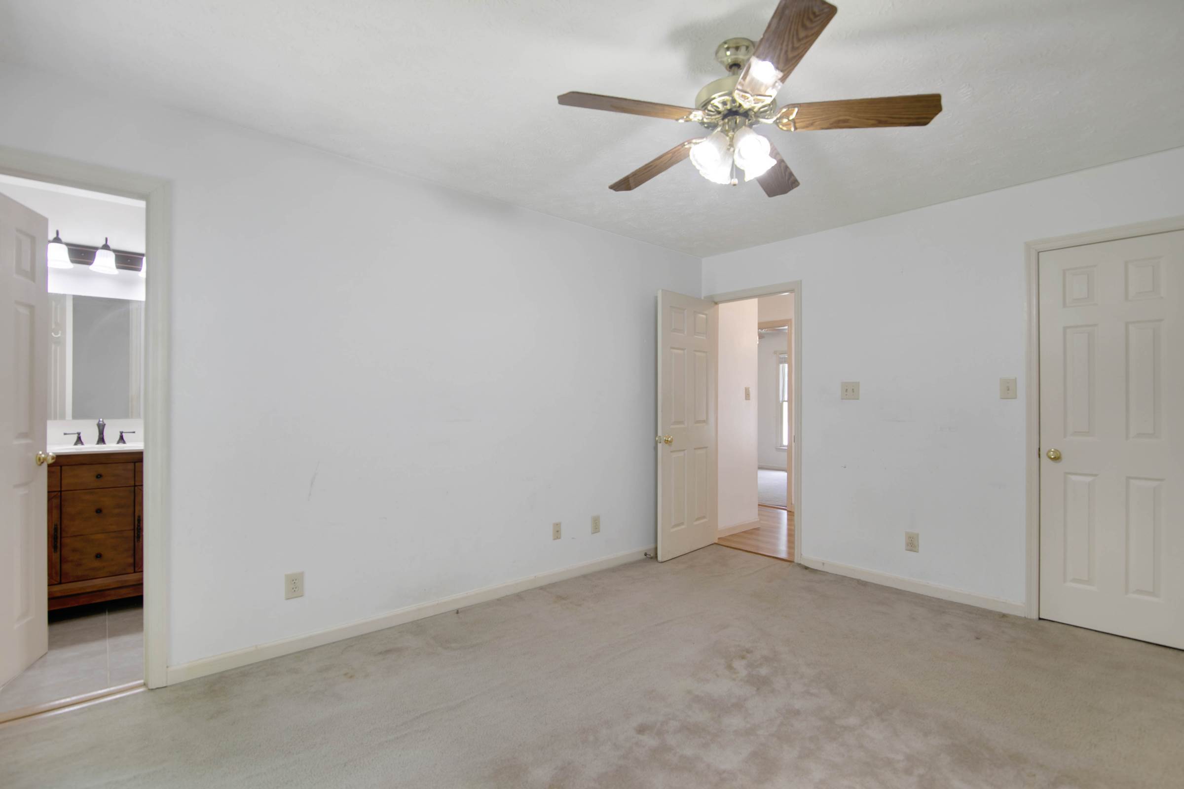 3008 Copenhagen Drive, Fayetteville, NC 28301