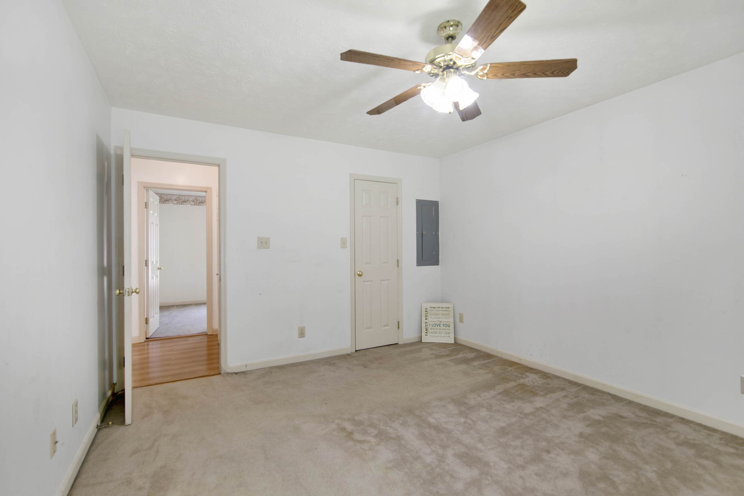 3008 Copenhagen Drive, Fayetteville, NC 28301