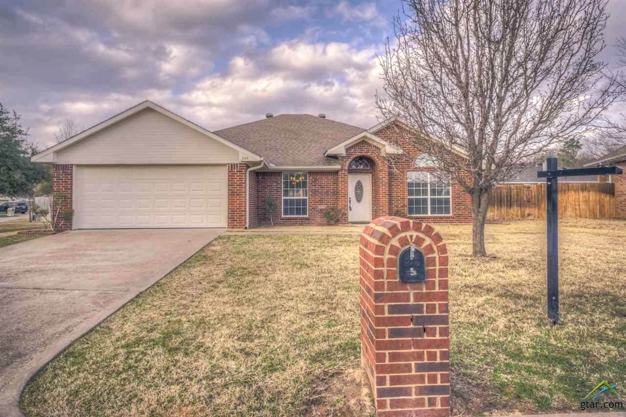 309 Amanda Court, Whitehouse, TX 75791