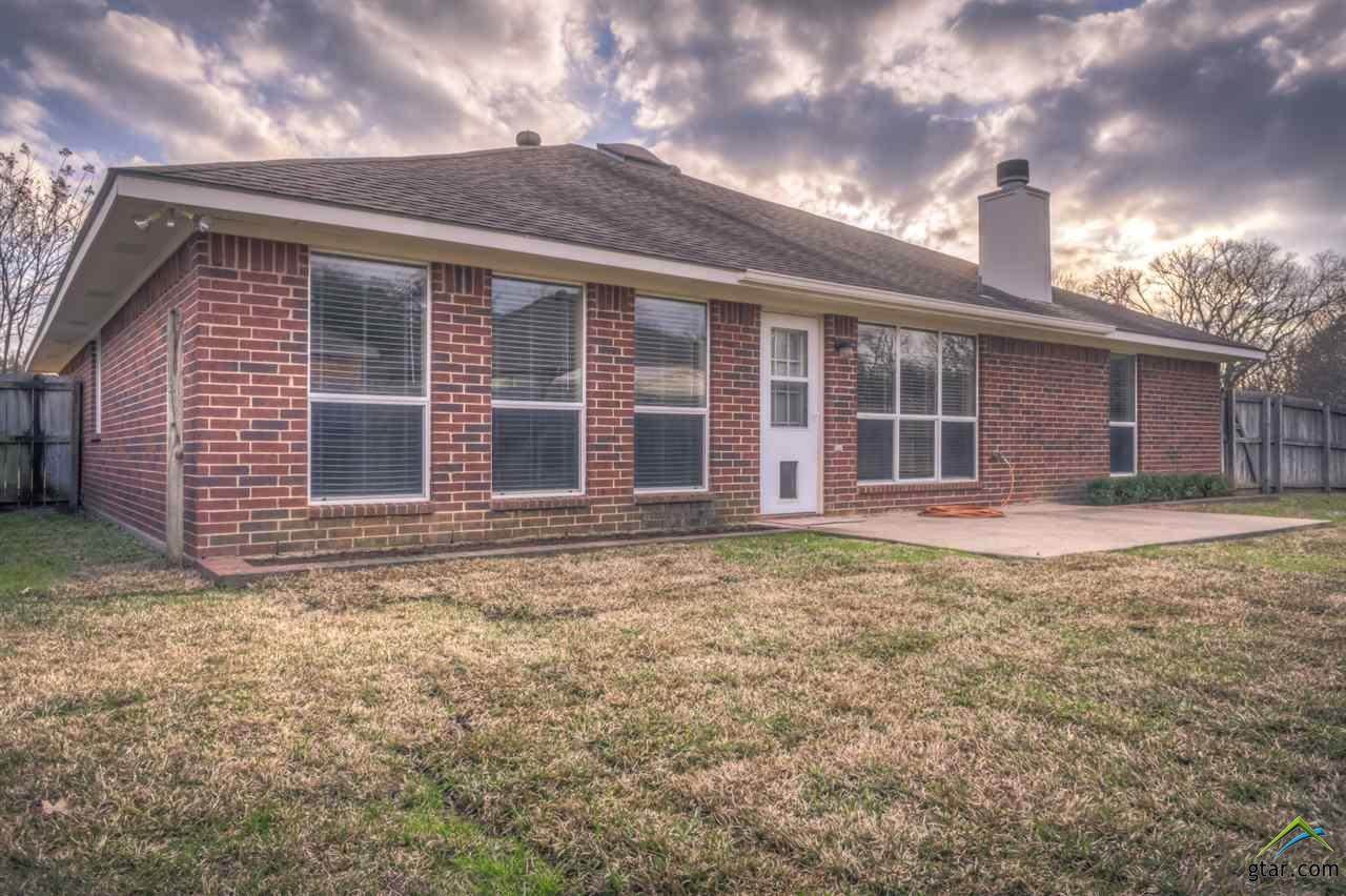 309 Amanda Court, Whitehouse, TX 75791