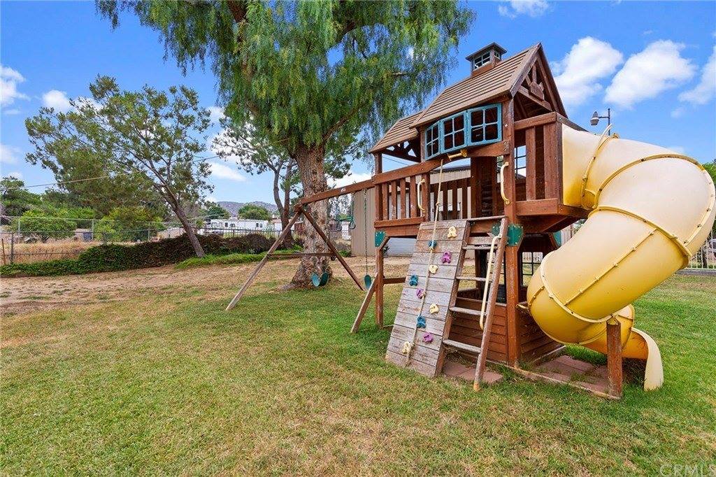 1198 4th Street, Norco, CA 92860