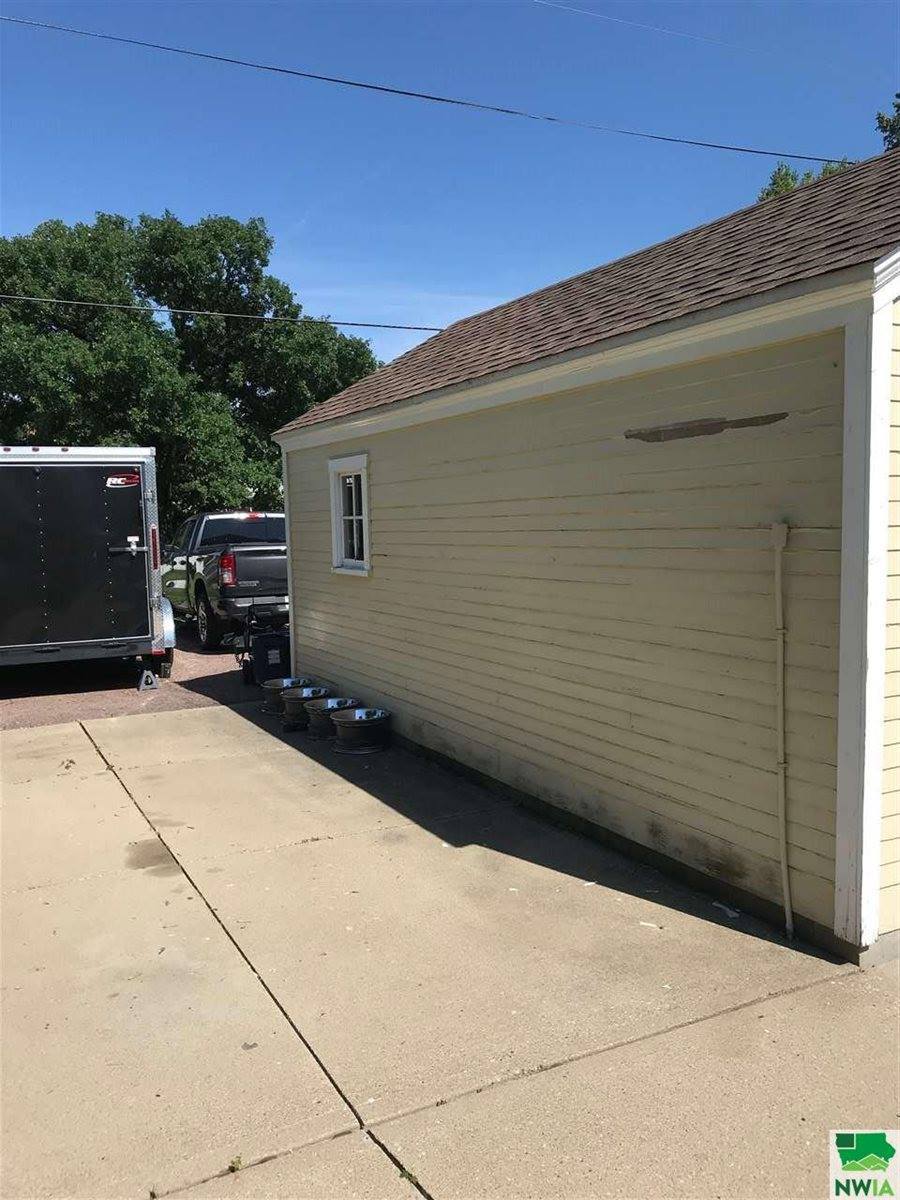 2960 Isabella St., Sioux City, IA 51103