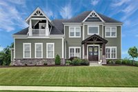 914 Penticon Ln, Warrendale, PA 15086