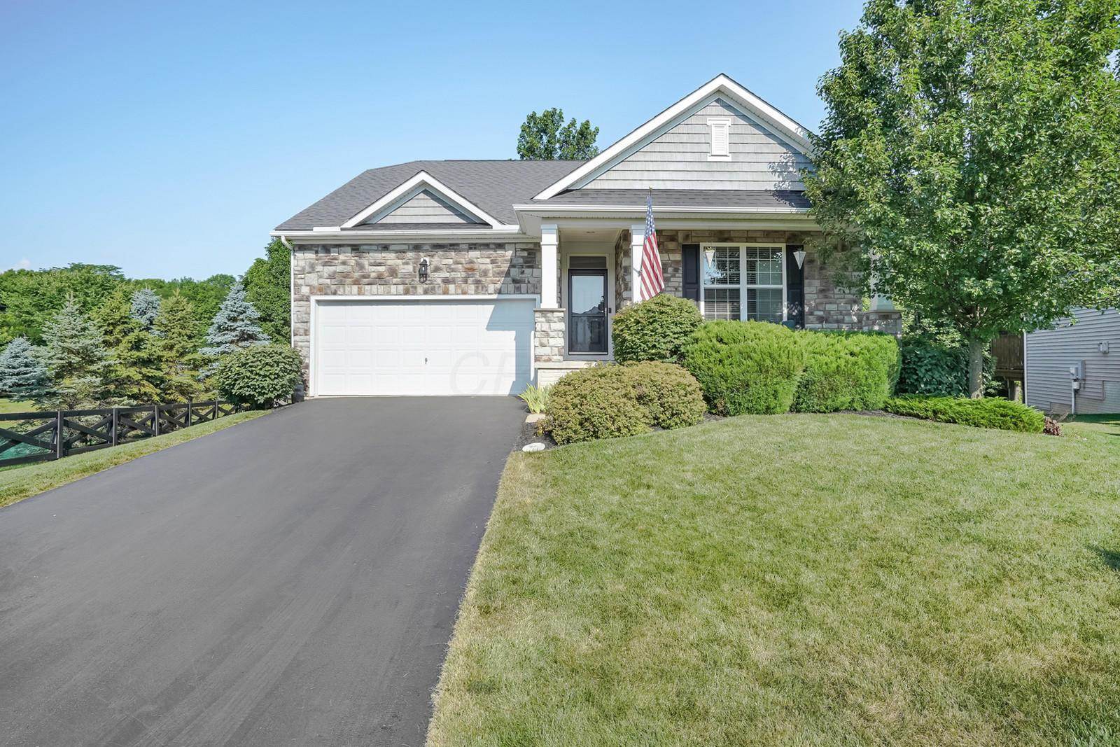 61 Winding Valley Drive, Delaware, OH 43015