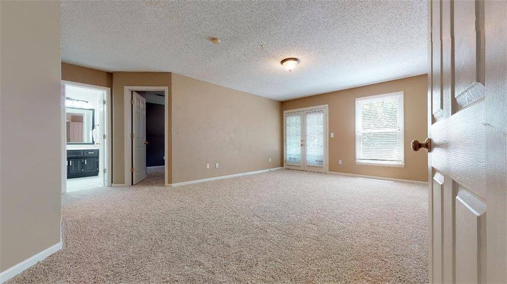 8301 West 152nd Terrace, Overland Park, KS 66223