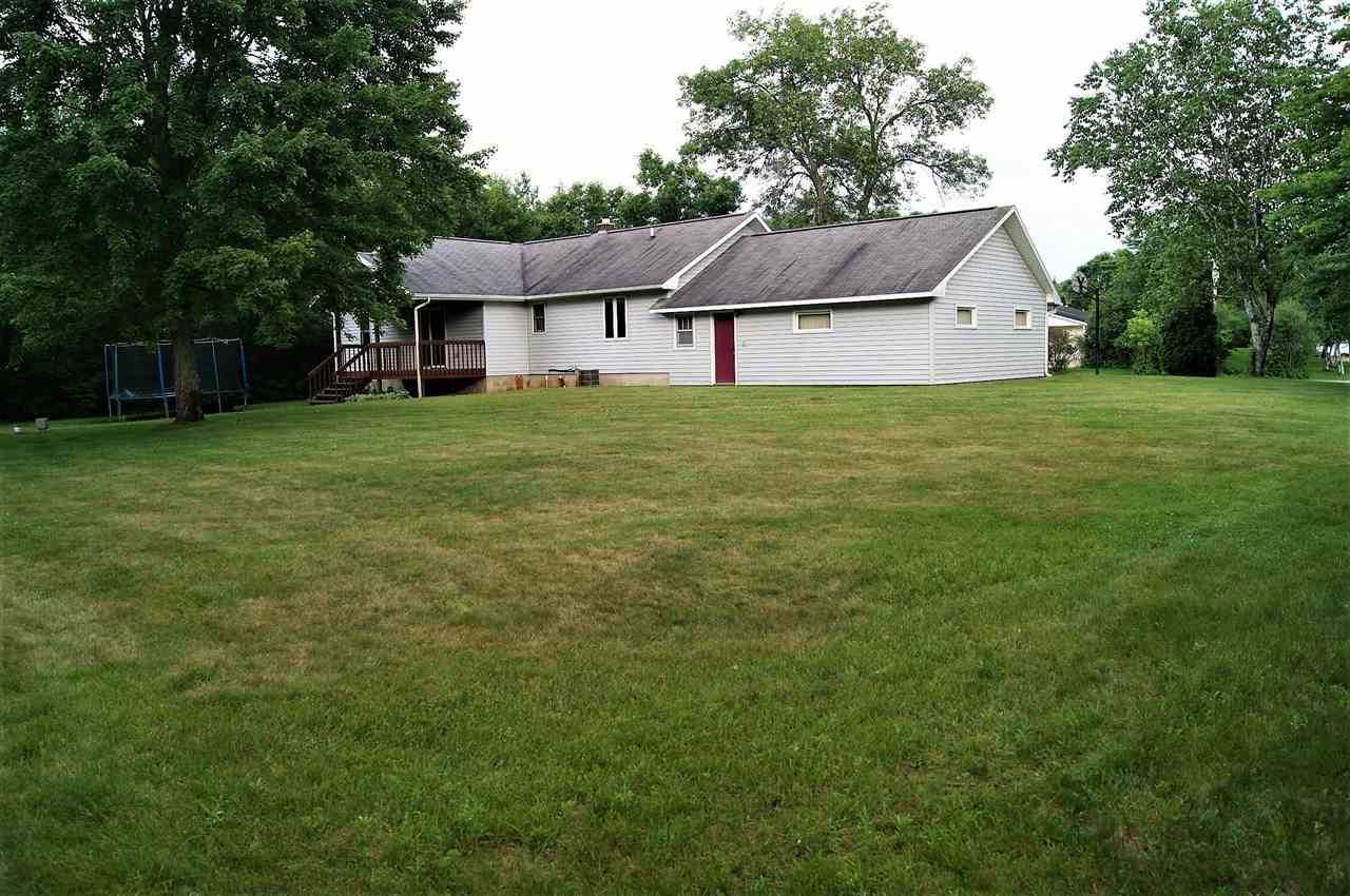 8041 White Pine Drive, Wisconsin Rapids, WI 54494