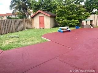 10386 SW 9th Ter, Miami, FL 33174