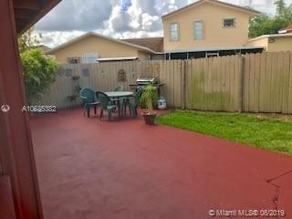 10386 SW 9th Ter, Miami, FL 33174