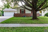 3133 SW Kent ST, Topeka, KS 66614