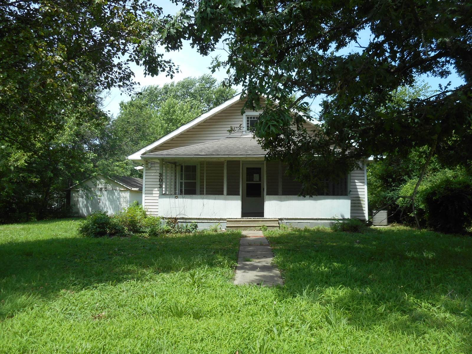 303 S. Boyle St, Scranton, KS 66537