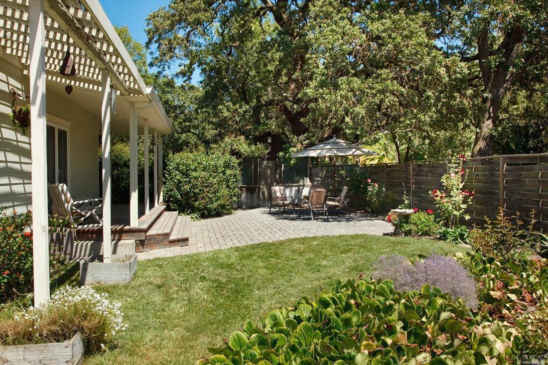 21855 Hyde Road, Sonoma, CA 95476