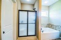 1027 Aristides Dr, Bowling Green, KY 42104