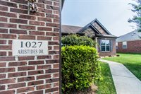 1027 Aristides Dr, Bowling Green, KY 42104