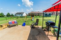 1027 Aristides Dr, Bowling Green, KY 42104