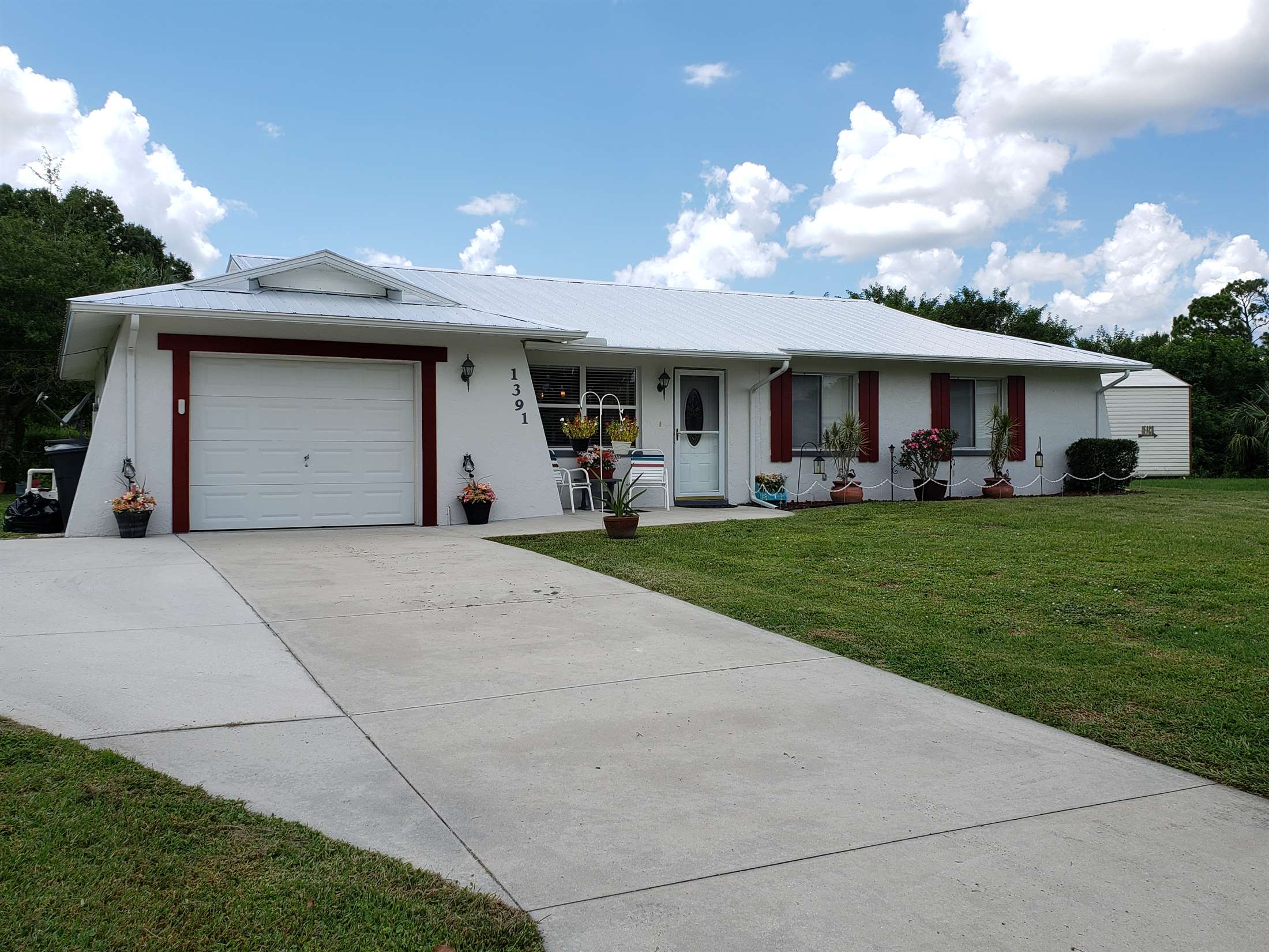 1391 Torreya, North Fort Myers, FL 33917