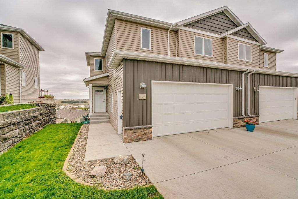 1025 Socorro Place, Bismarck, ND 58501