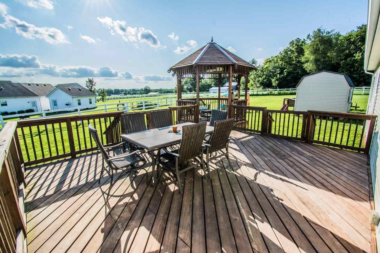 105 Cross Winds Ct, Auburn, KY 42206