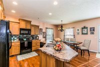 105 Cross Winds Ct, Auburn, KY 42206