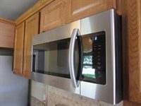 4907 H Parkway, Sacramento, CA 95823