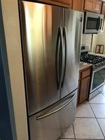 4907 H Parkway, Sacramento, CA 95823