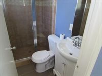 4907 H Parkway, Sacramento, CA 95823