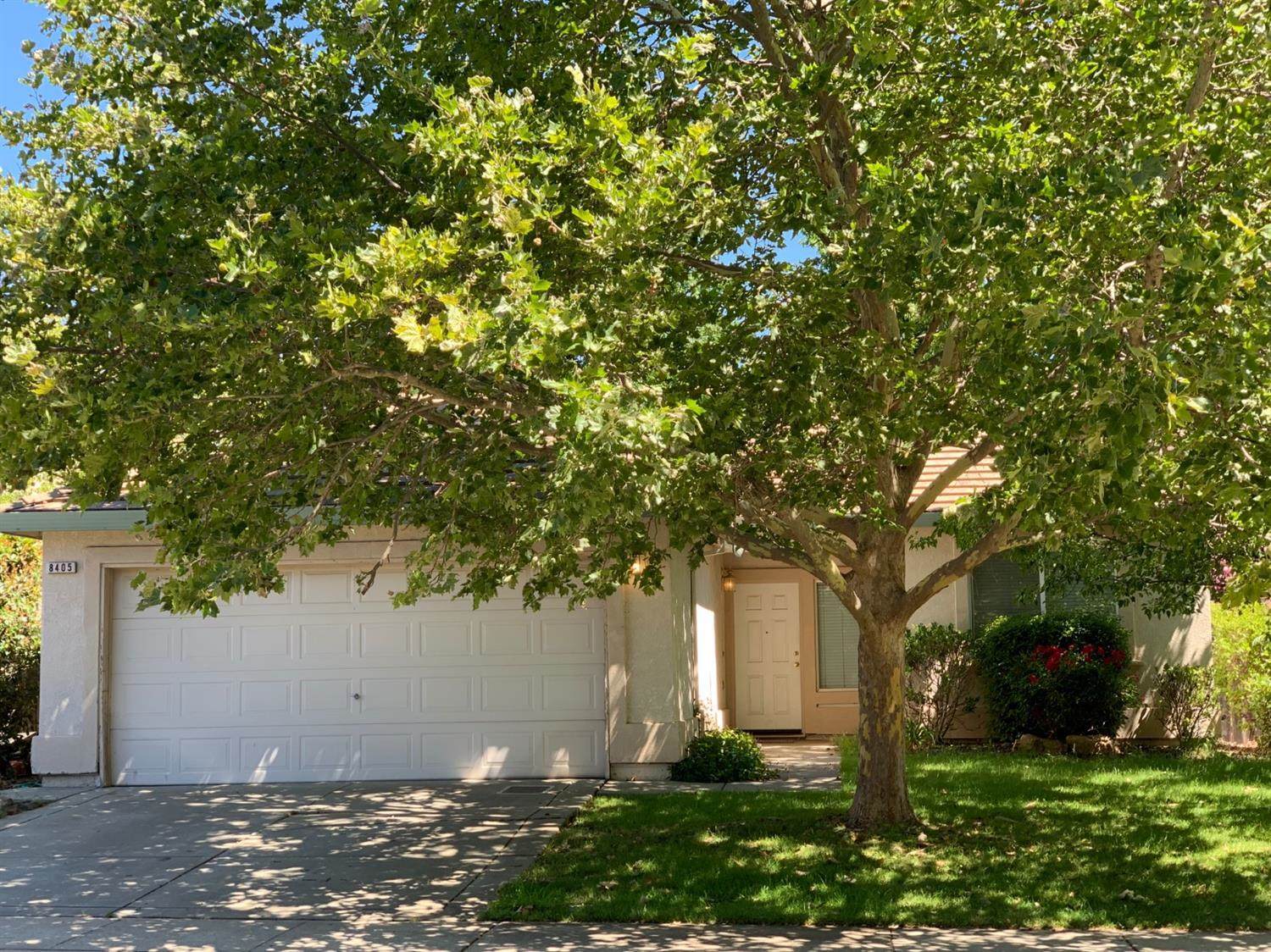 8405 Carriage Oaks Way, Antelope, CA 95843