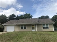 2300 SE 21st Ter, Topeka, KS 66605