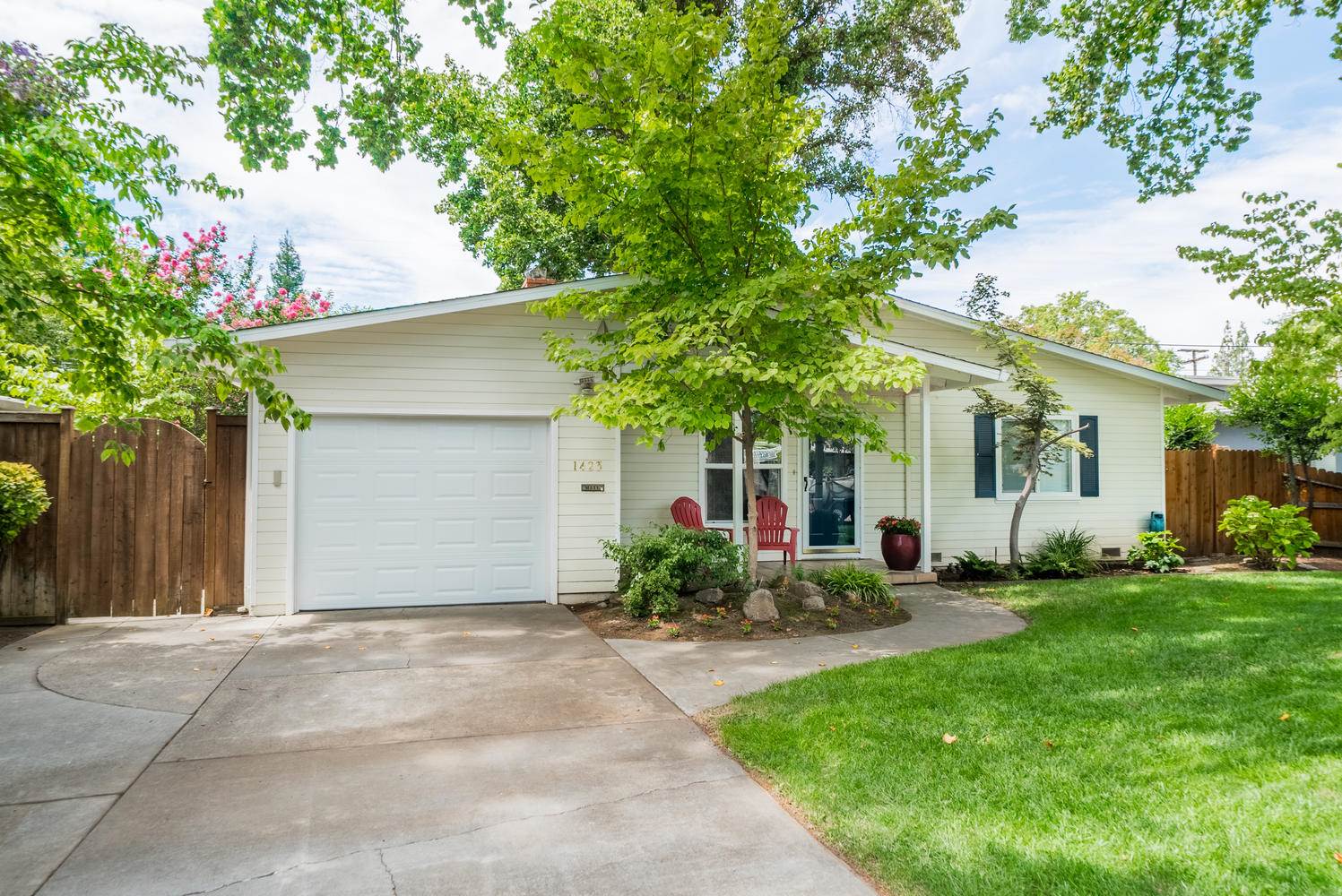 1423 Arbutus Avenue, Chico, CA 95926