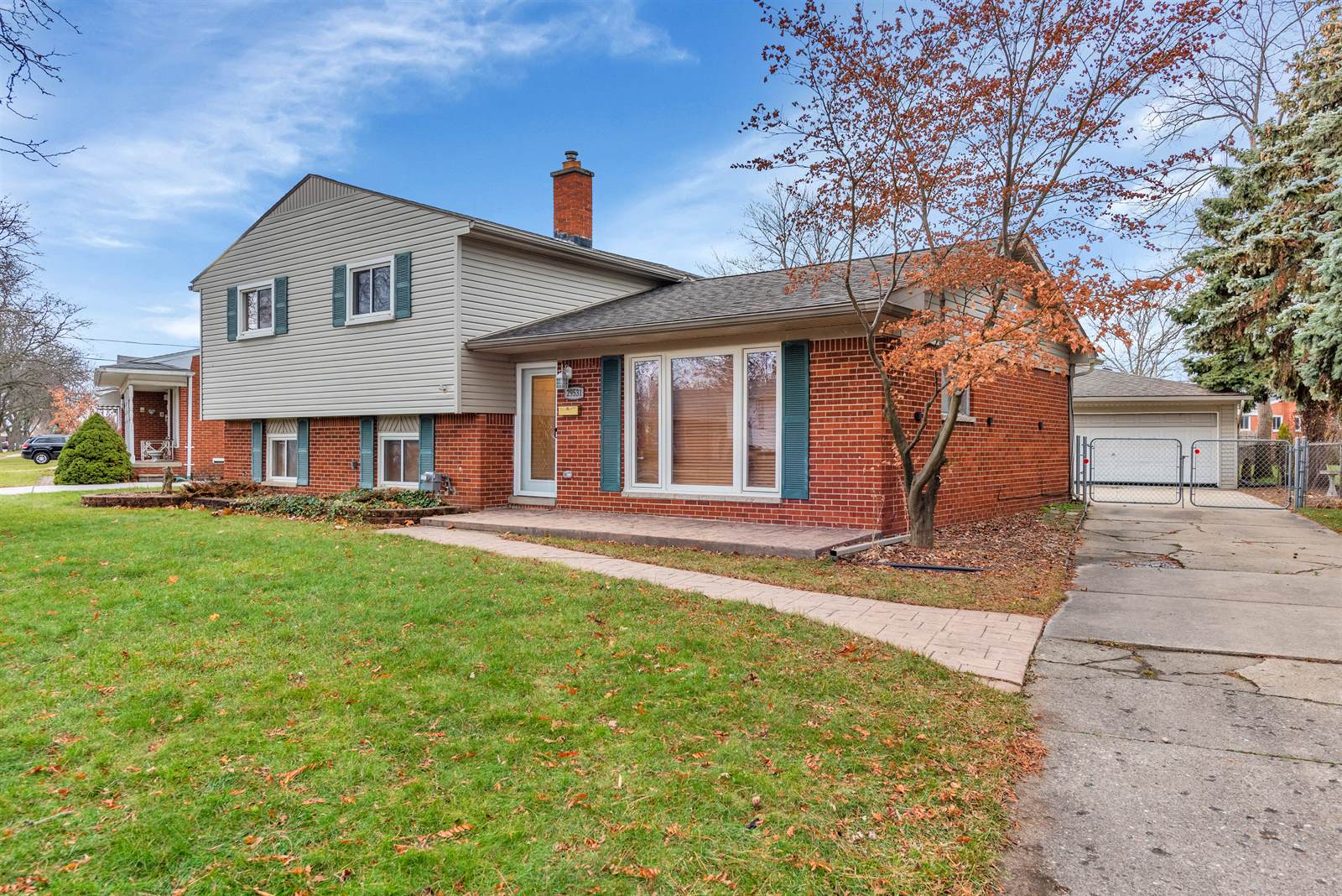 29531 Bonnie Drive, Warren, MI 48093 Listings NextHome The Boulevard