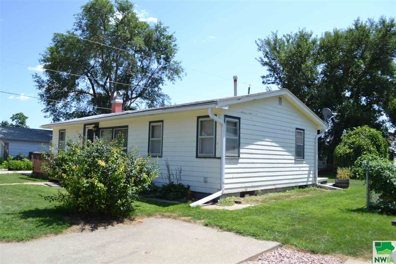 209 Main St., No. Sioux City, SD 57049