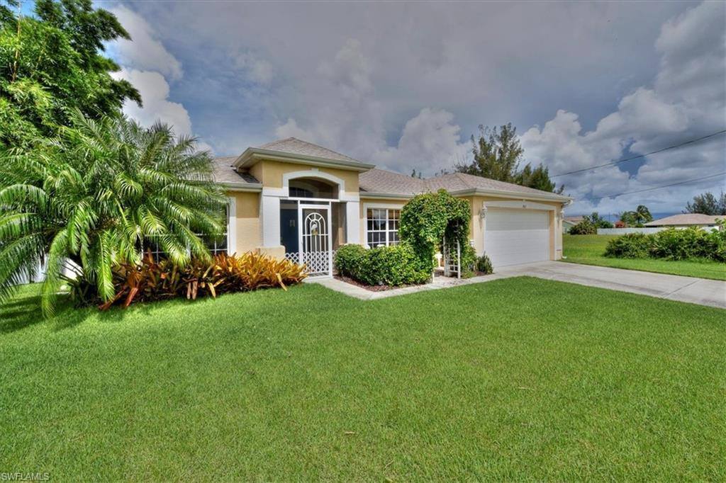 1812 NW 2nd Ave, Cape Coral, FL 33993