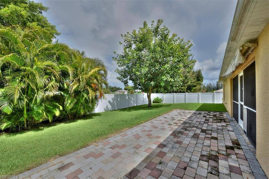 1812 NW 2nd Ave, Cape Coral, FL 33993