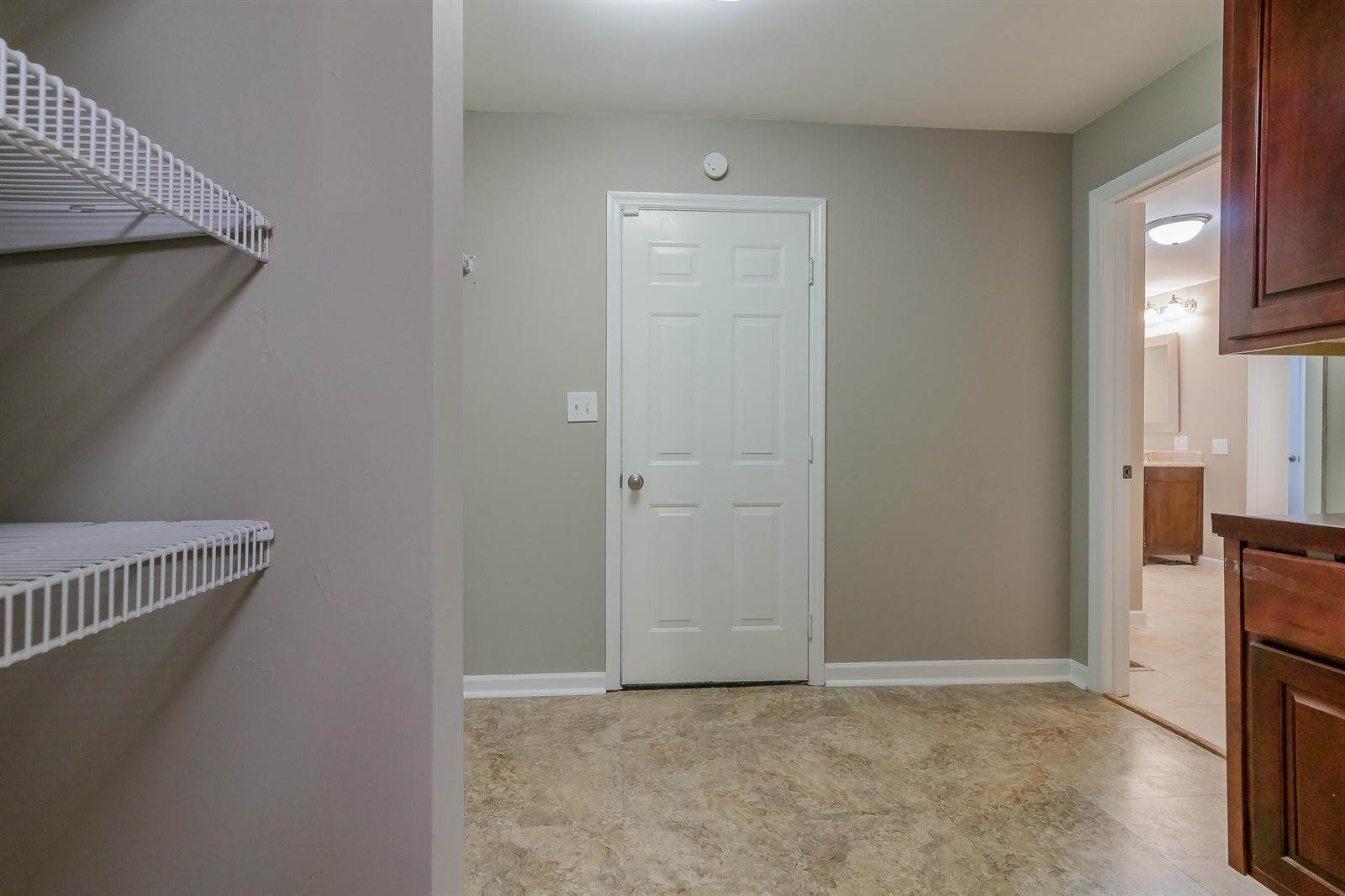 92 Topaz St, Rossville, GA 30741