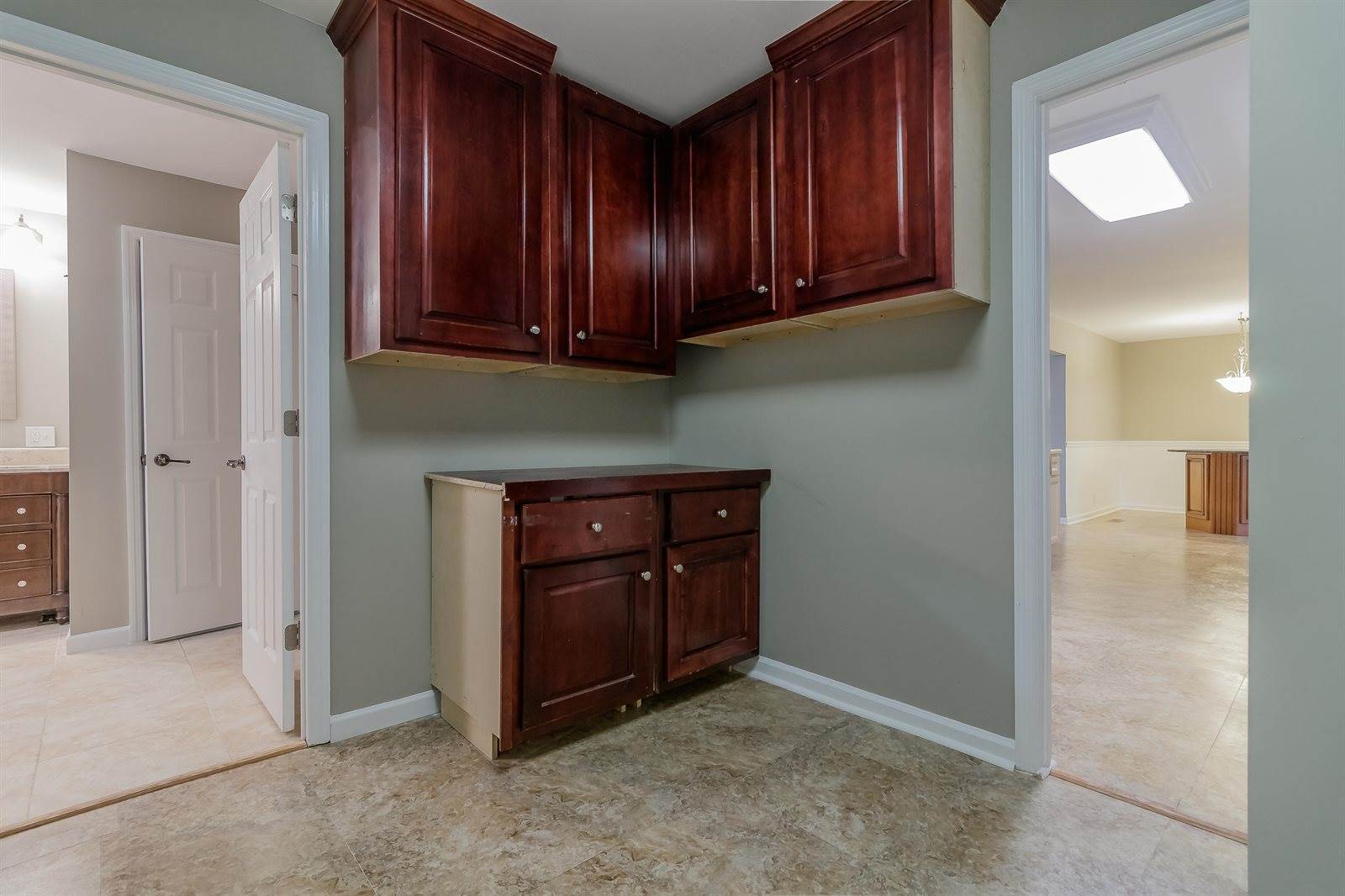 92 Topaz St, Rossville, GA 30741