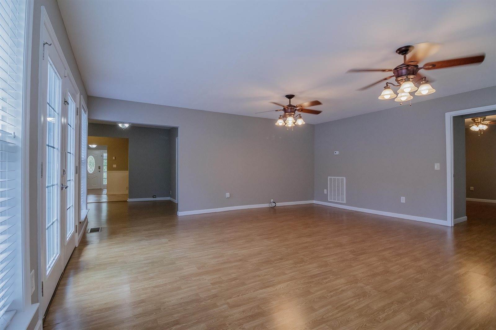 92 Topaz St, Rossville, GA 30741