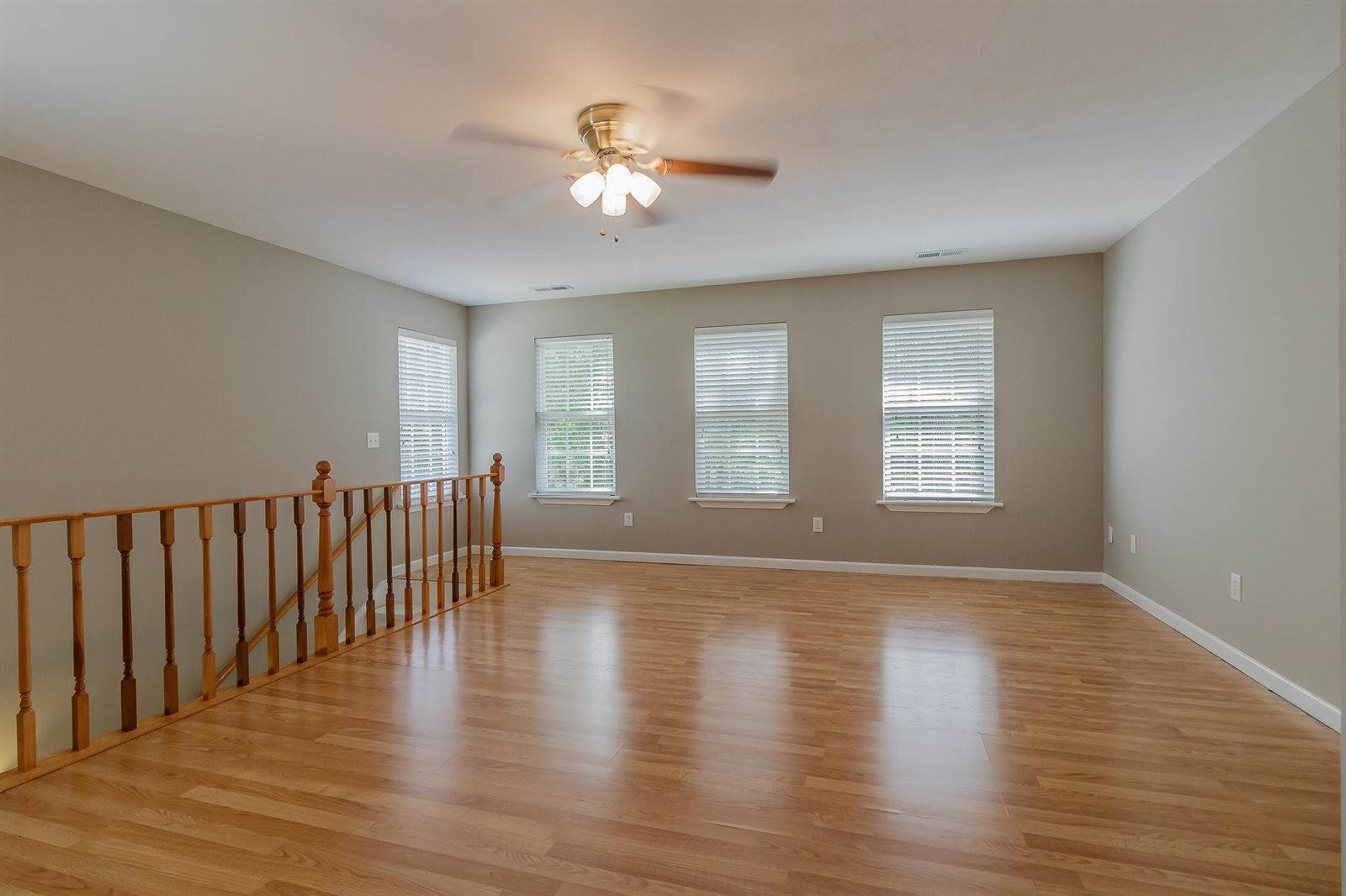 92 Topaz St, Rossville, GA 30741